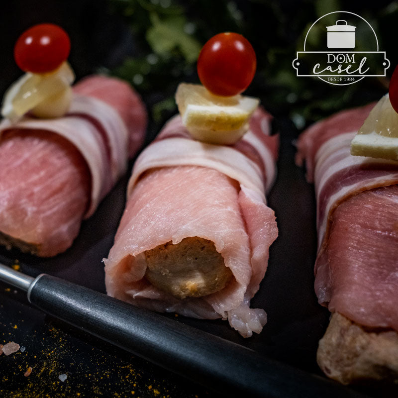 FEBRINHAS ENROLADAS COM ALHEIRA E BACON
